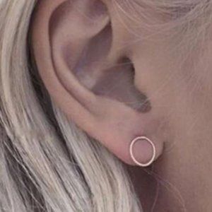 Minimalist Twisted Circle Silver Stud Earrings